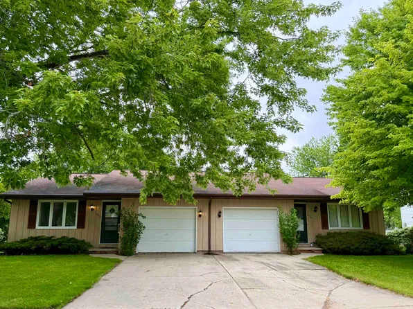 1002 E Northwood Dr, Appleton, WI 54911