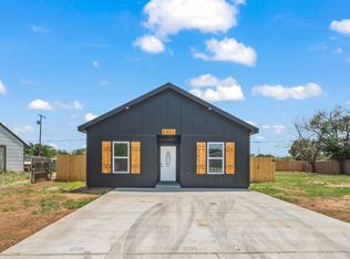 2911 Duke St, Lubbock, TX 79415