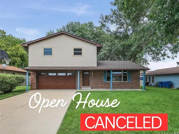 410 N 9th St, New Baden, IL 62265