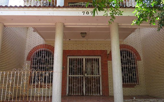 2nd image of 707 W. Park