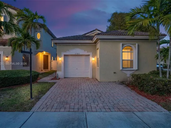 3983 NE 12th Dr, Homestead, FL 33033
