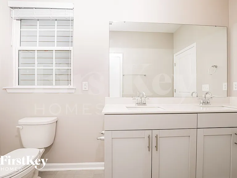 444 Haywood Glen Dr — Photo 16