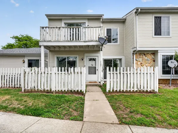 2302 Windsor Ln, Country Club Hills, IL 60478