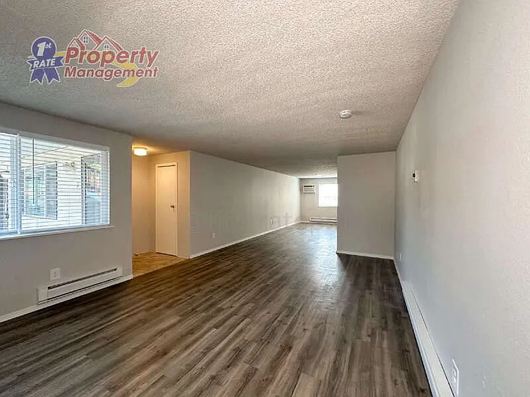 1133 W Howe St #5 — Photo 9