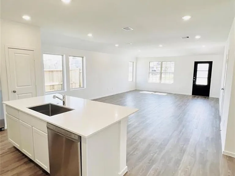 22445 Mountain Pine Dr — Photo 8