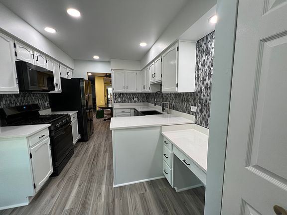 3rd image of 1440 Clairmont Ct #0