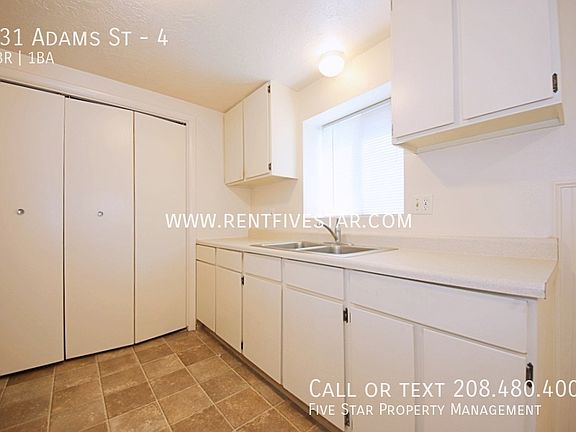 4th image of 231 Adams St APT 4