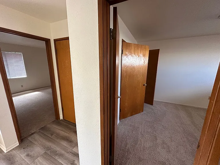 632 E Chapel St #B — Photo 7