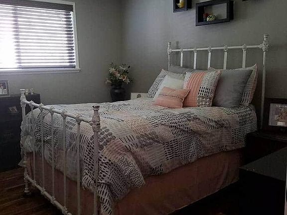 5th image of 4304 S Pondra Dr