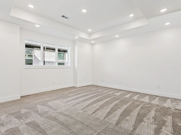 917 Protea St — Photo 33