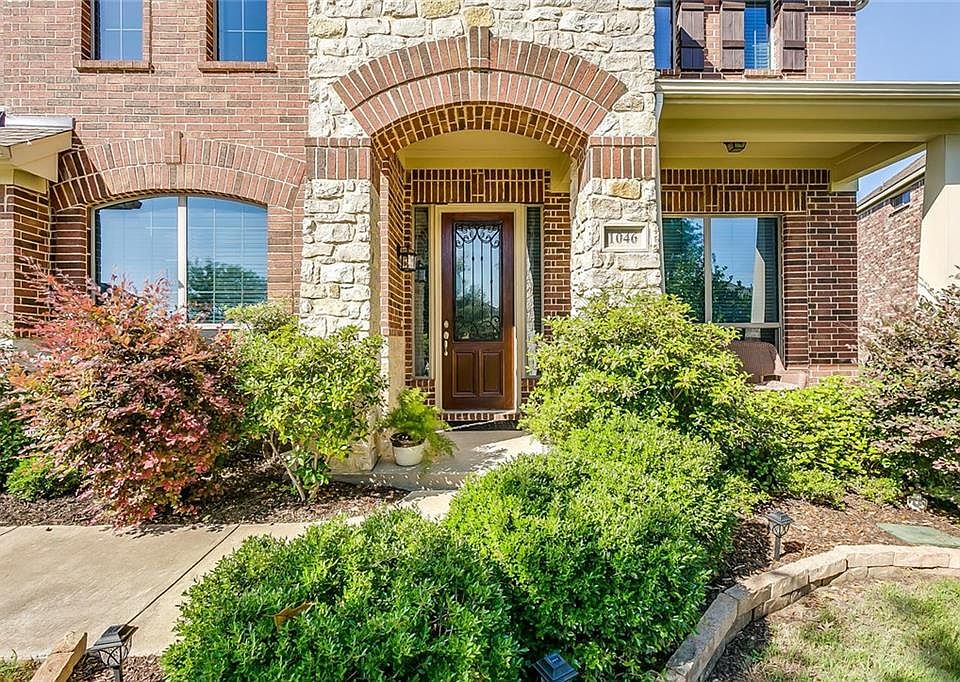 1st image of 1046 Tara Dr