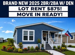 900 9th Ave E #215, Palmetto, FL 34221