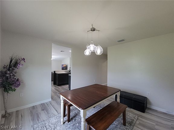 3rd image of 2947 SW 7th Place Cpe
