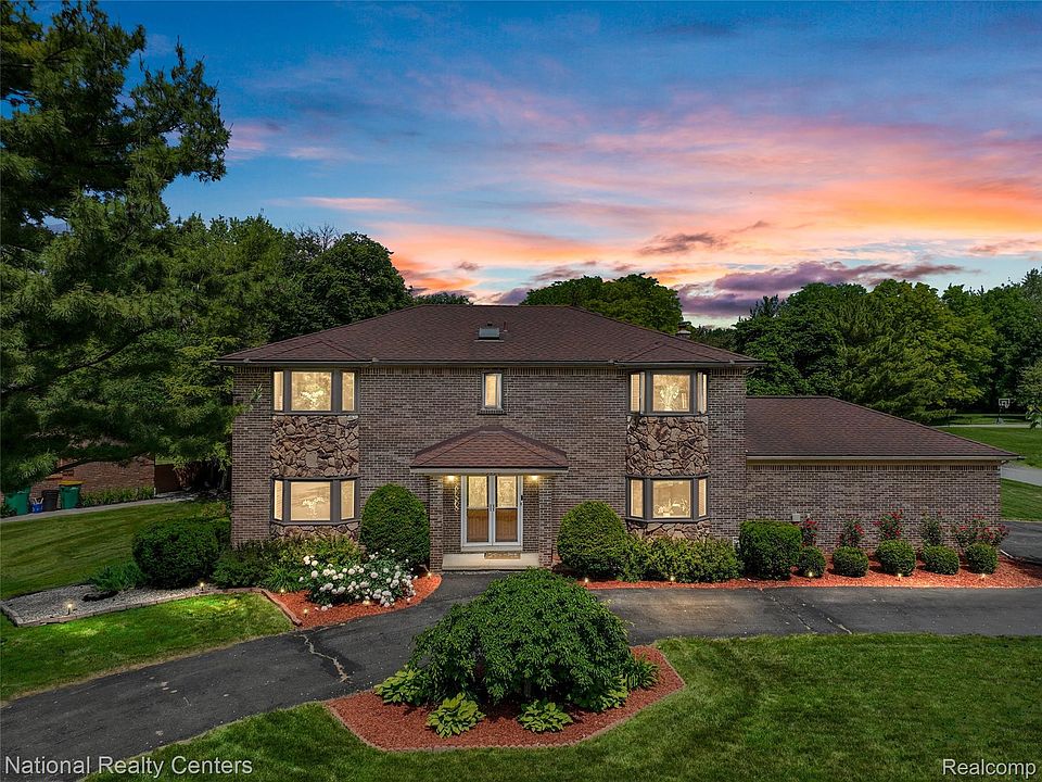 1st image of 45420 Harmony Ln