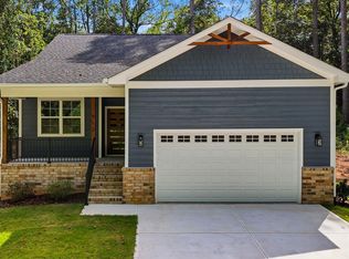 912 Thrush Dr, Vass, NC 28394