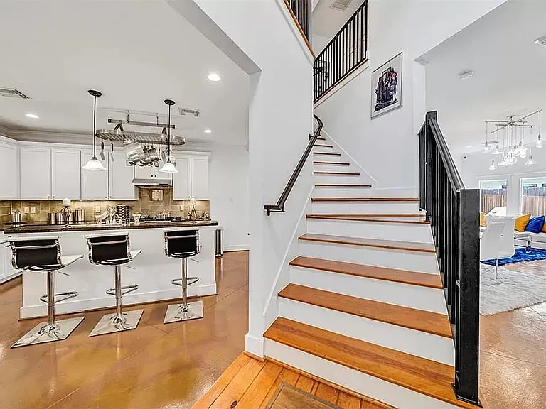 5522 Larkin St #A — Photo 18