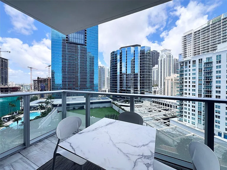 1300 Brickell Bay Dr #U1813 — Photo 7