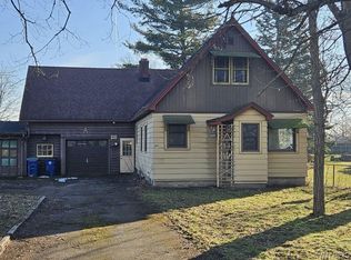 97 Tennyson Ter, Buffalo, NY 14221