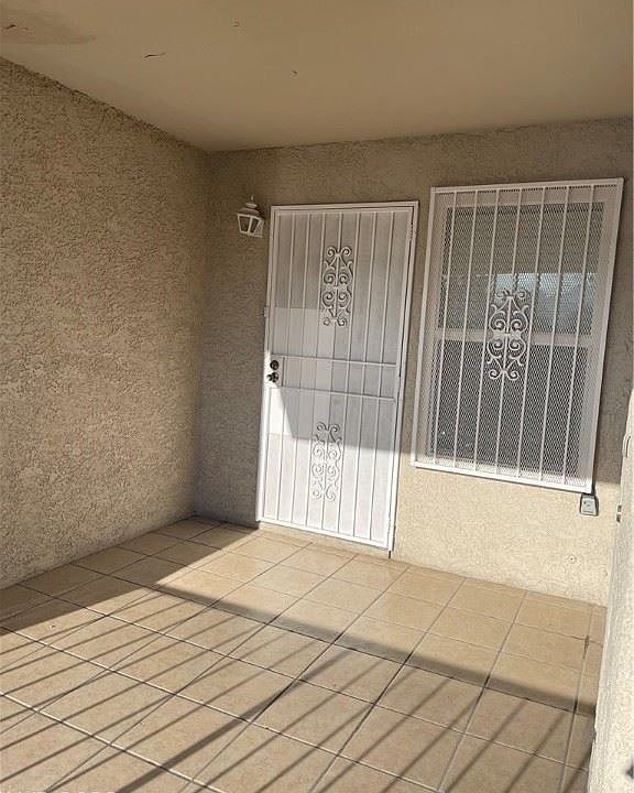 1st image of 2241 N Jones Blvd #3