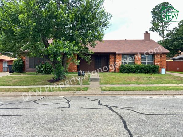 1037 Stableway Ln
