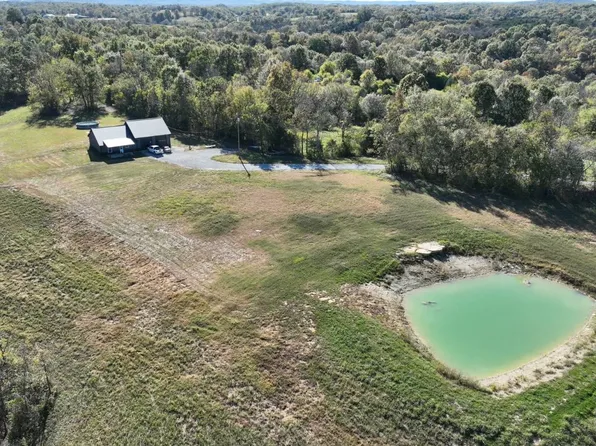 2030 Manton Rd, Loretto, KY 40037