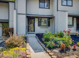 2420 Volunteer Pkwy APT 15, Bristol, TN 37620
