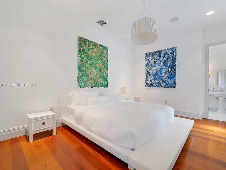 100 Palm Ave #1 — Photo 5