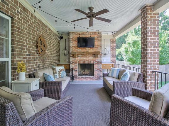 5th image of 8288 Middlewick Ln