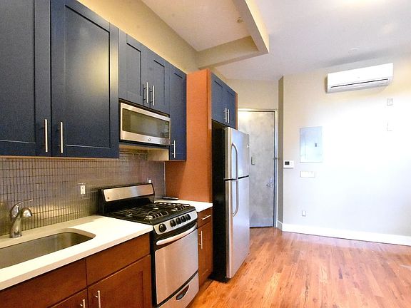 2nd image of 215 Marion St #4B