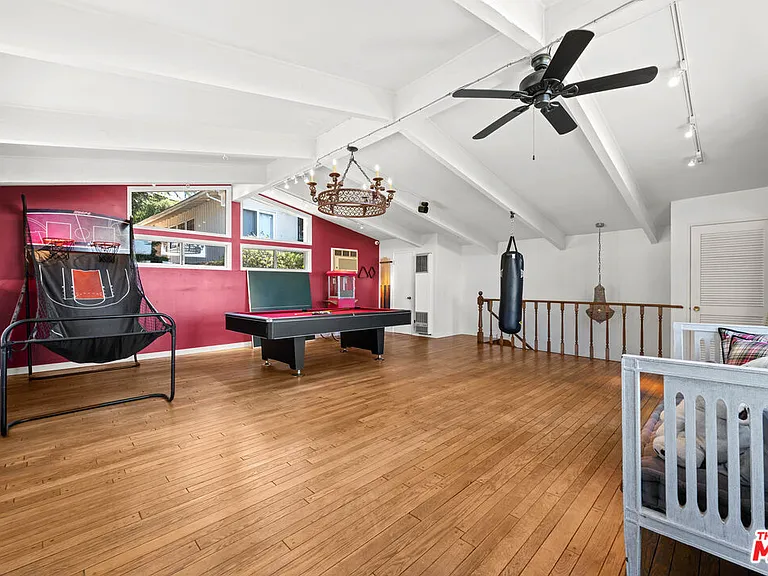 16582 Calneva Dr — Photo 44