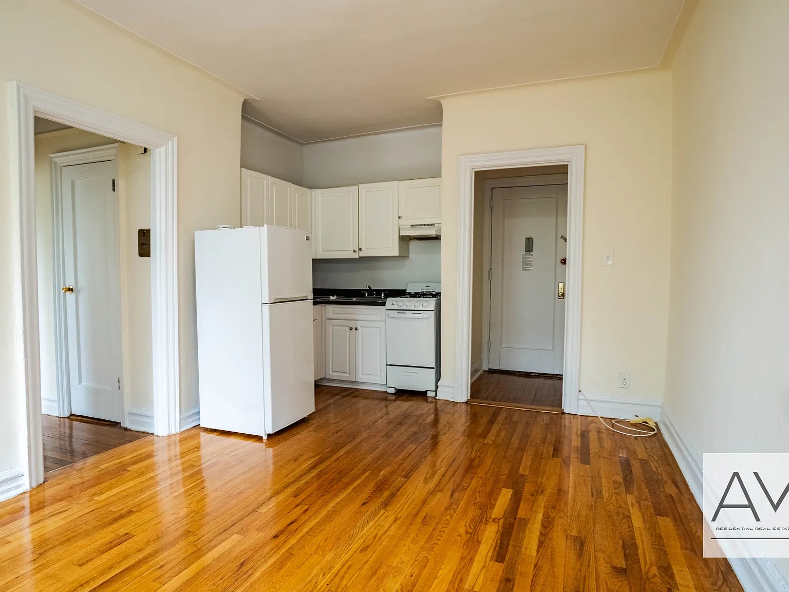 5501 15th Avenue — Photo 2