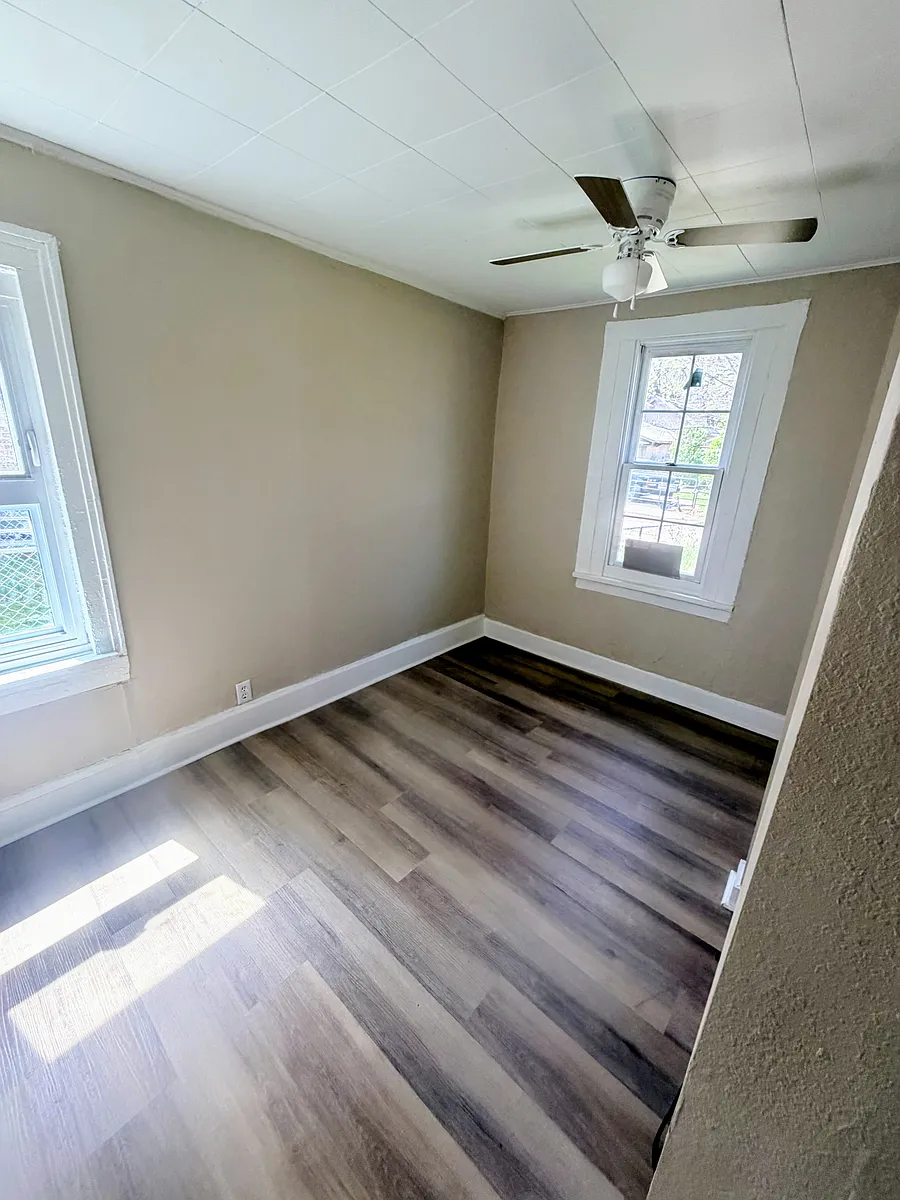 Building Photo - 510 Acorn St