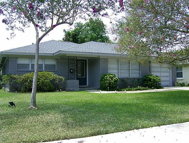 1st image of 4053 Nenana Dr