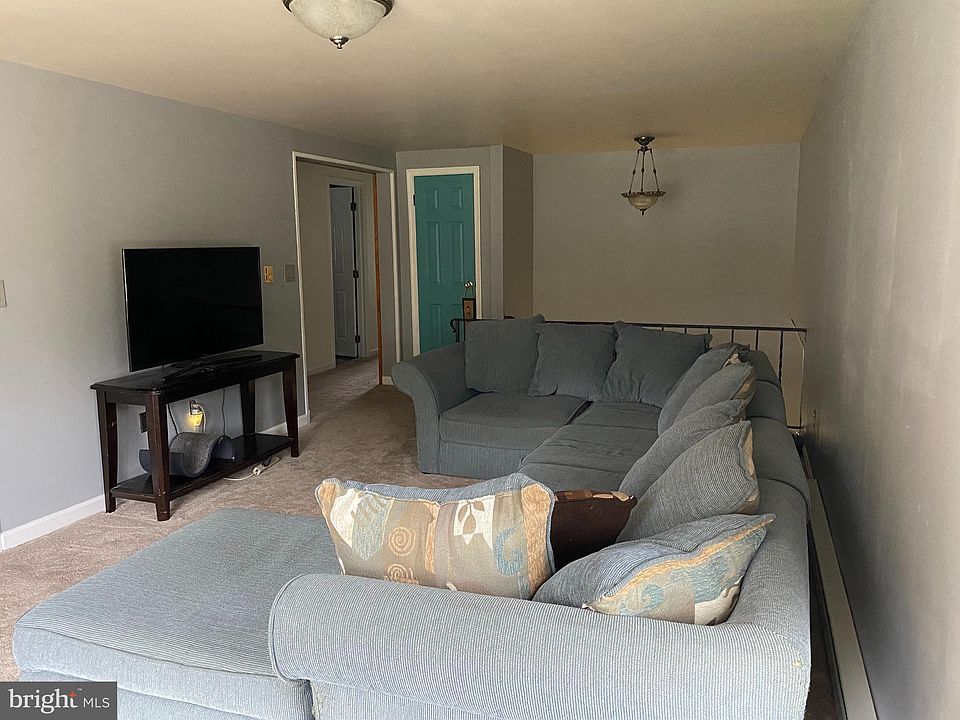 4 Parker Dr, Christiana, PA 17509 Zillow