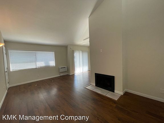 4th image of 3760 Delmas Ter APT 2