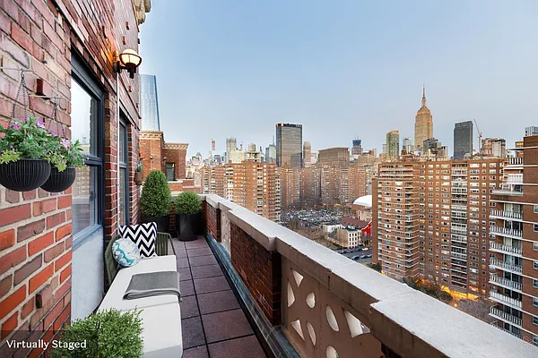 Sold by Halstead Real Estate | media 5