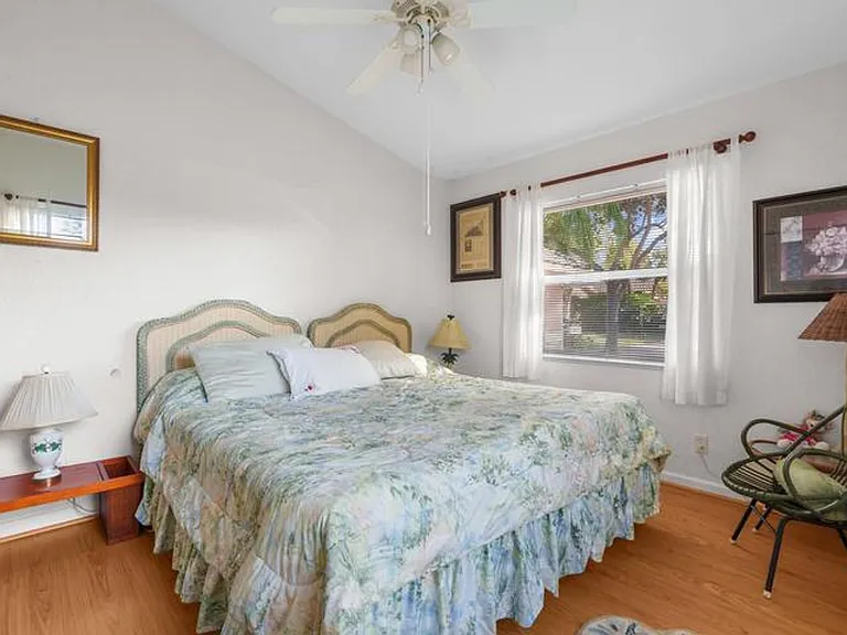 5260 Grande Palm Cir — Photo 19