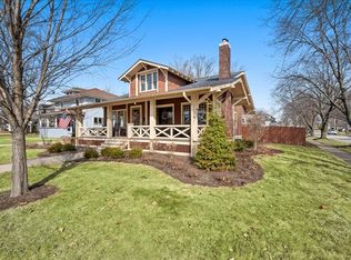 1101 W State St, Geneva, IL 60134