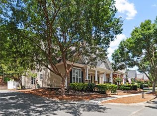 829 Scales Rd, Suwanee, GA 30024