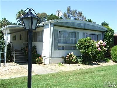 1st image of 220 Barcelona Dr