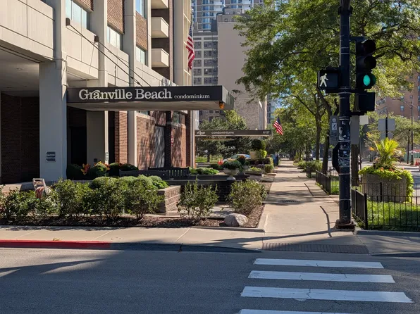 6171 N Sheridan Rd APT 1412, Chicago, IL 60660