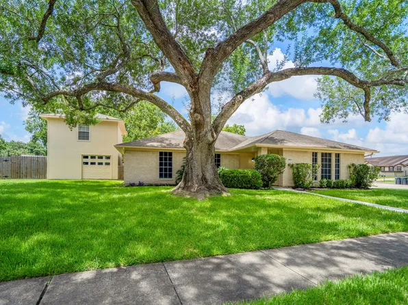 1927 Oaklawn Street, Sugar Land, TX 77498