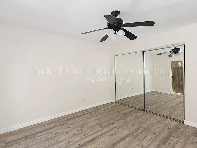 4212 48th St #1 — Photo 16