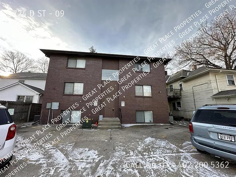 1724 D St #9 — Photo 2