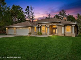 10427 Gypsy Ave, Weeki Wachee, FL 34613