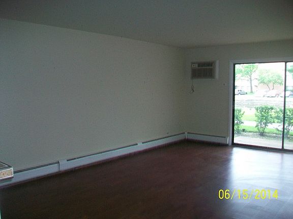 5th image of 2600 Bayside Dr Unit 2