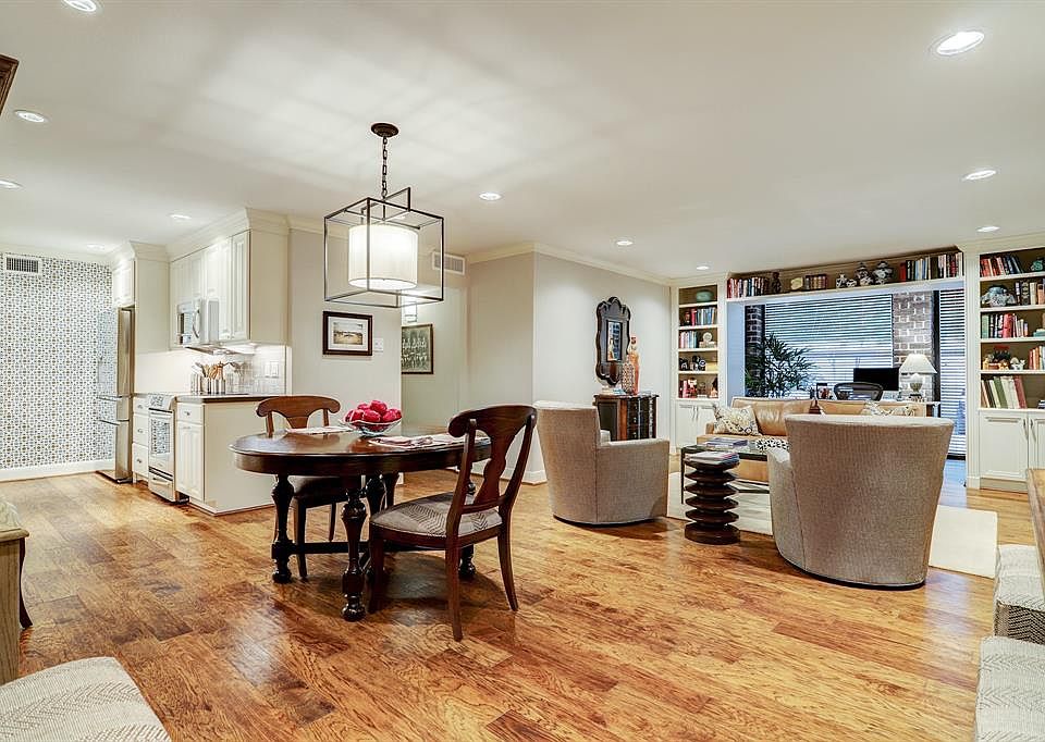 1st image of 7555 Katy Fwy APT 65