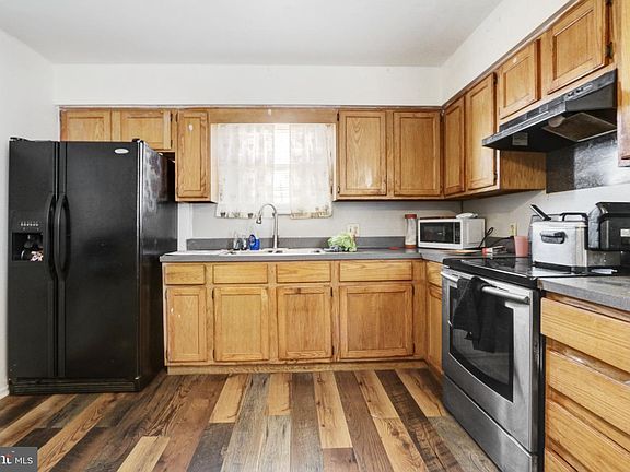 5th image of 114 Shadeland Ave