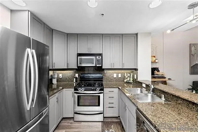1240 India St #103 — Photo 7