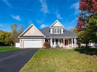 40 Ketchum St, Victor, NY 14564